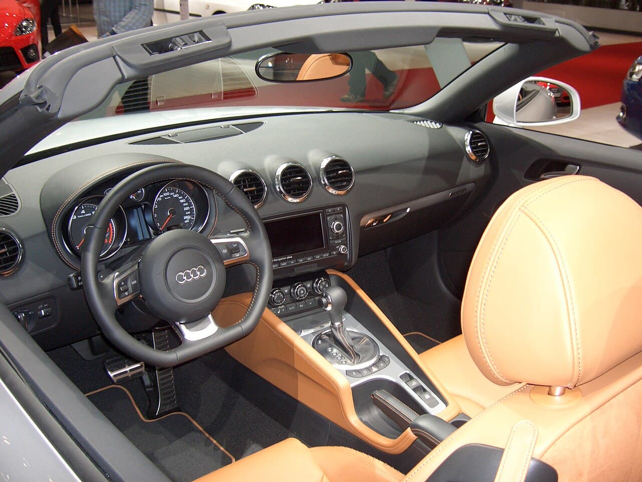 Tableau de bord et compteur d'une Audi TT 8N avec affichage FIS et jauges