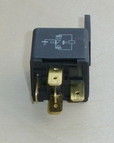 Relais automobile 12V type Bosch avec connecteur
