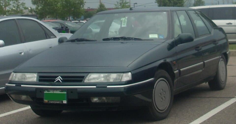 Citroën XM avec suspension hydropneumatique Hydractive