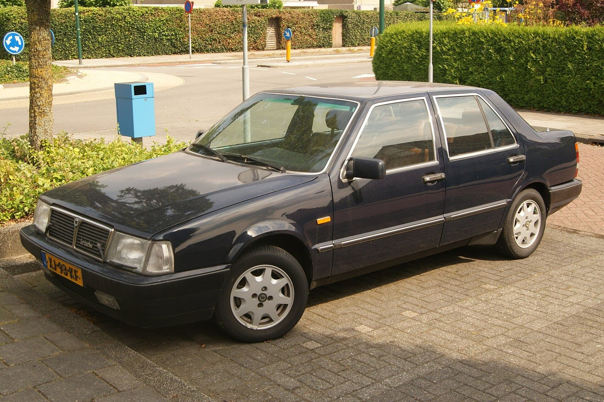 Lancia Thema i.e. Turbo 1989 — vue de trois quarts avant